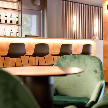 Aparthotel Atenea Valles Гранолерс Екстериор снимка