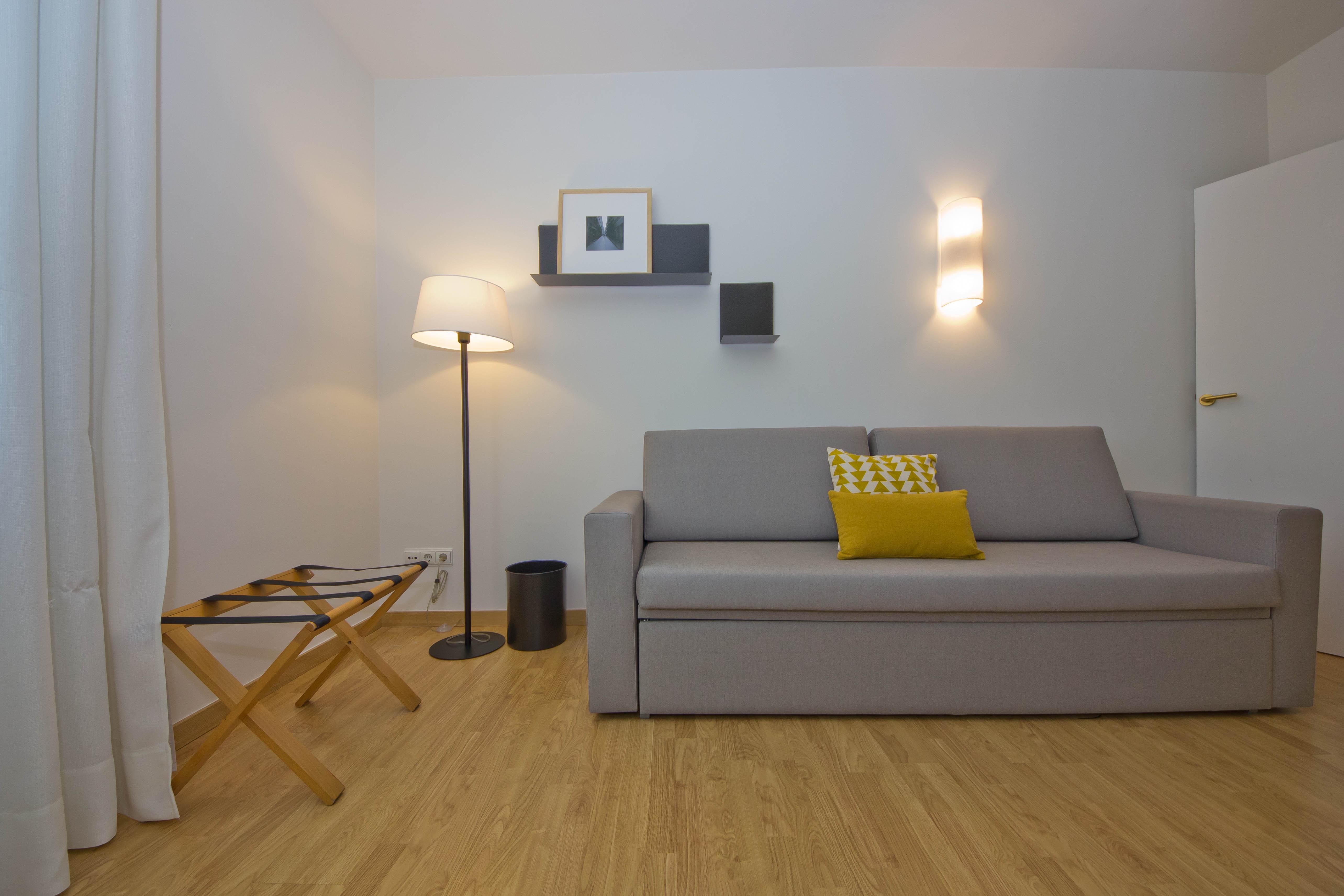 Aparthotel Atenea Valles Гранолерс Екстериор снимка