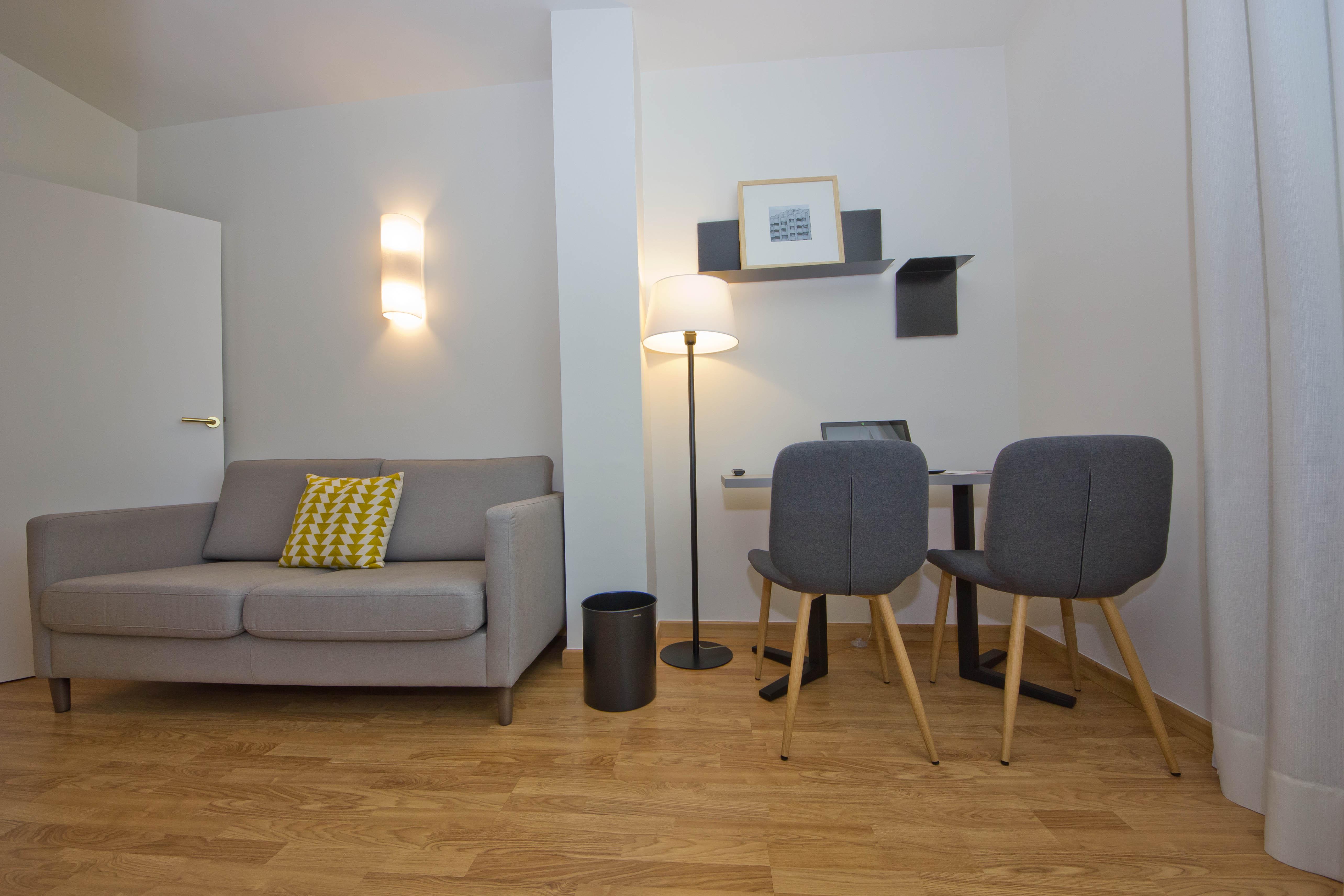 Aparthotel Atenea Valles Гранолерс Екстериор снимка
